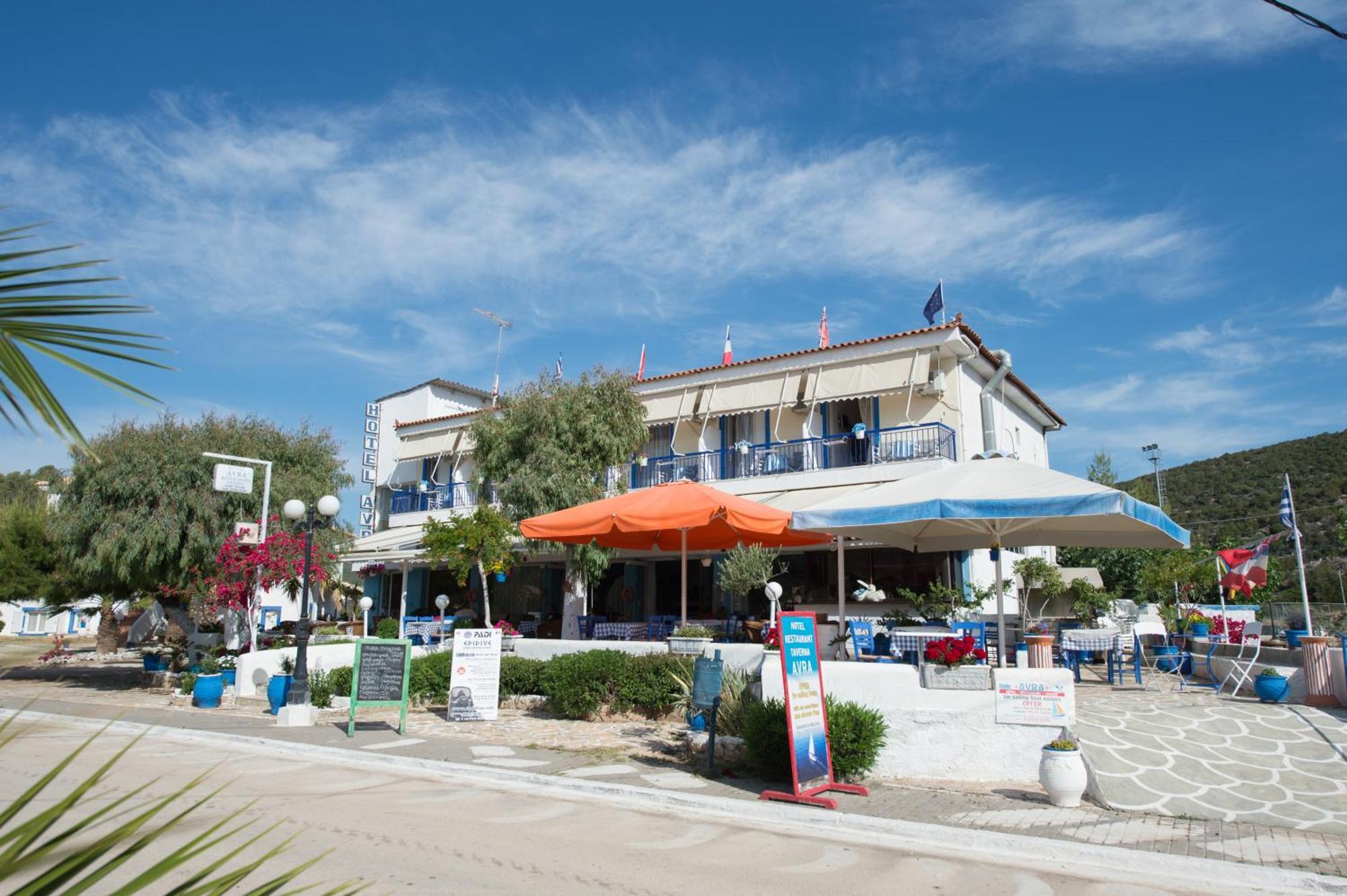 ניאה אפידאורוס Hotel Avra מראה חיצוני תמונה
