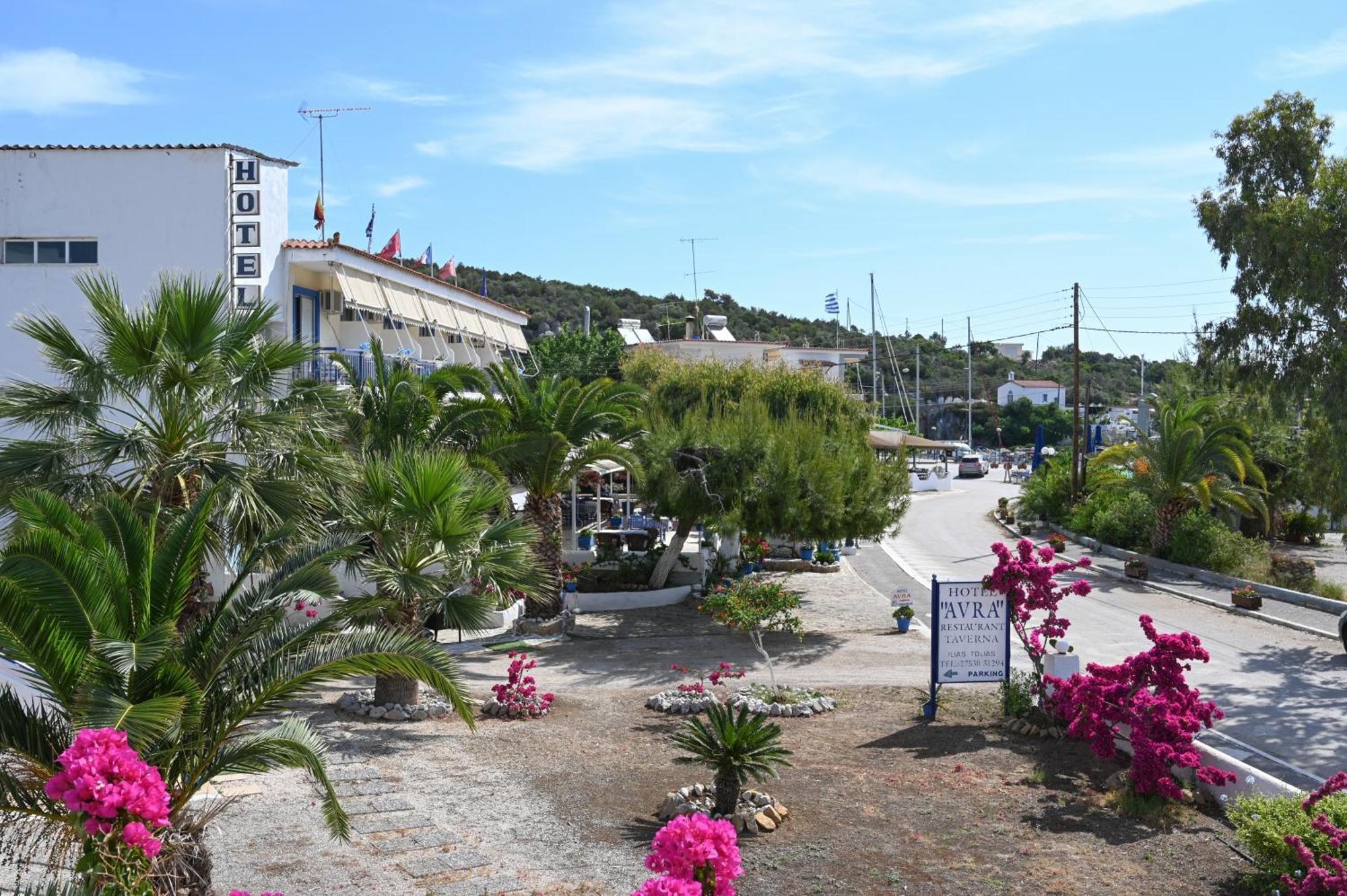 ניאה אפידאורוס Hotel Avra מראה חיצוני תמונה