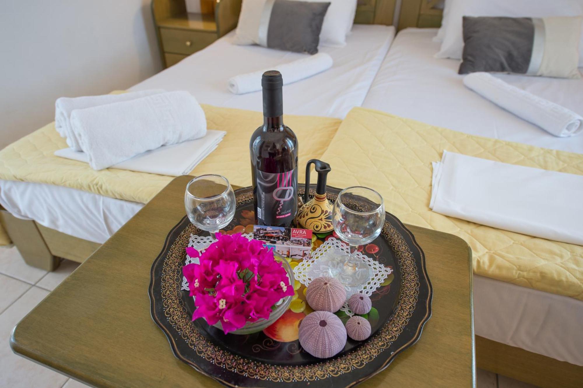 ניאה אפידאורוס Hotel Avra מראה חיצוני תמונה